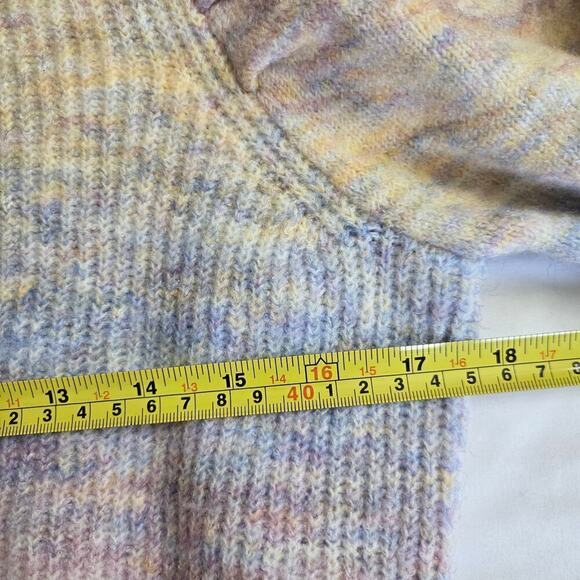 SO Pastel Rainbow Mock Turtleneck Puff Sleeve Sweater Size Medium - Picture 10 of 10